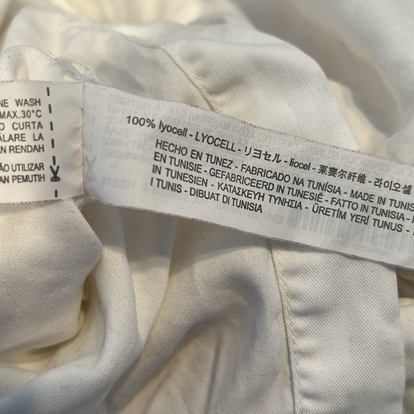 Zara Shirt Womens XS White Button front Long Sleeve Roll Tab Chest Pockets - Picture 9 of 9